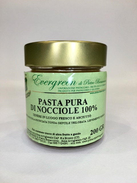 Pasta di nocciole