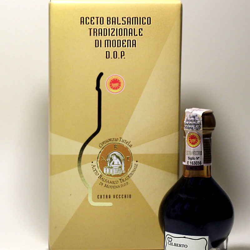 Traditional balsamic vinegar of modena D.O.P. Extra Vecchio