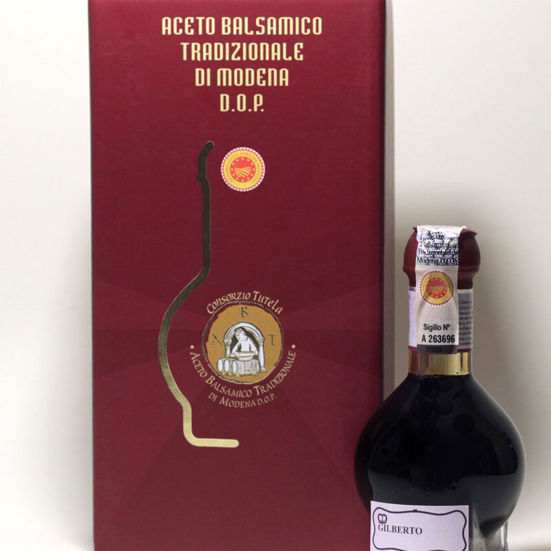 Traditional balsamic vinegar of Modena D.O.P. Affinato
