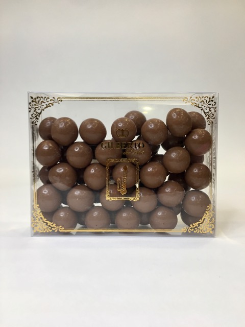 HAZELNUTS COVERED WITH CHOCOLATE