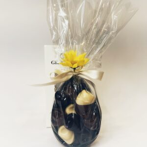 HALF DARK CHOCOLATE EGG FILLED WITH TORTELLINI
